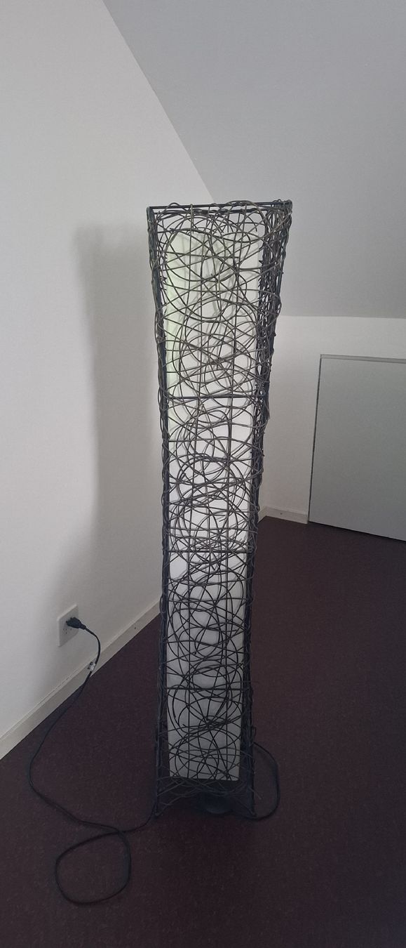 Lampade: Stehlampe zu verkaufen – Usato da Baden venduto da cla_n99k 1