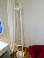 Weisser Garderobenständer