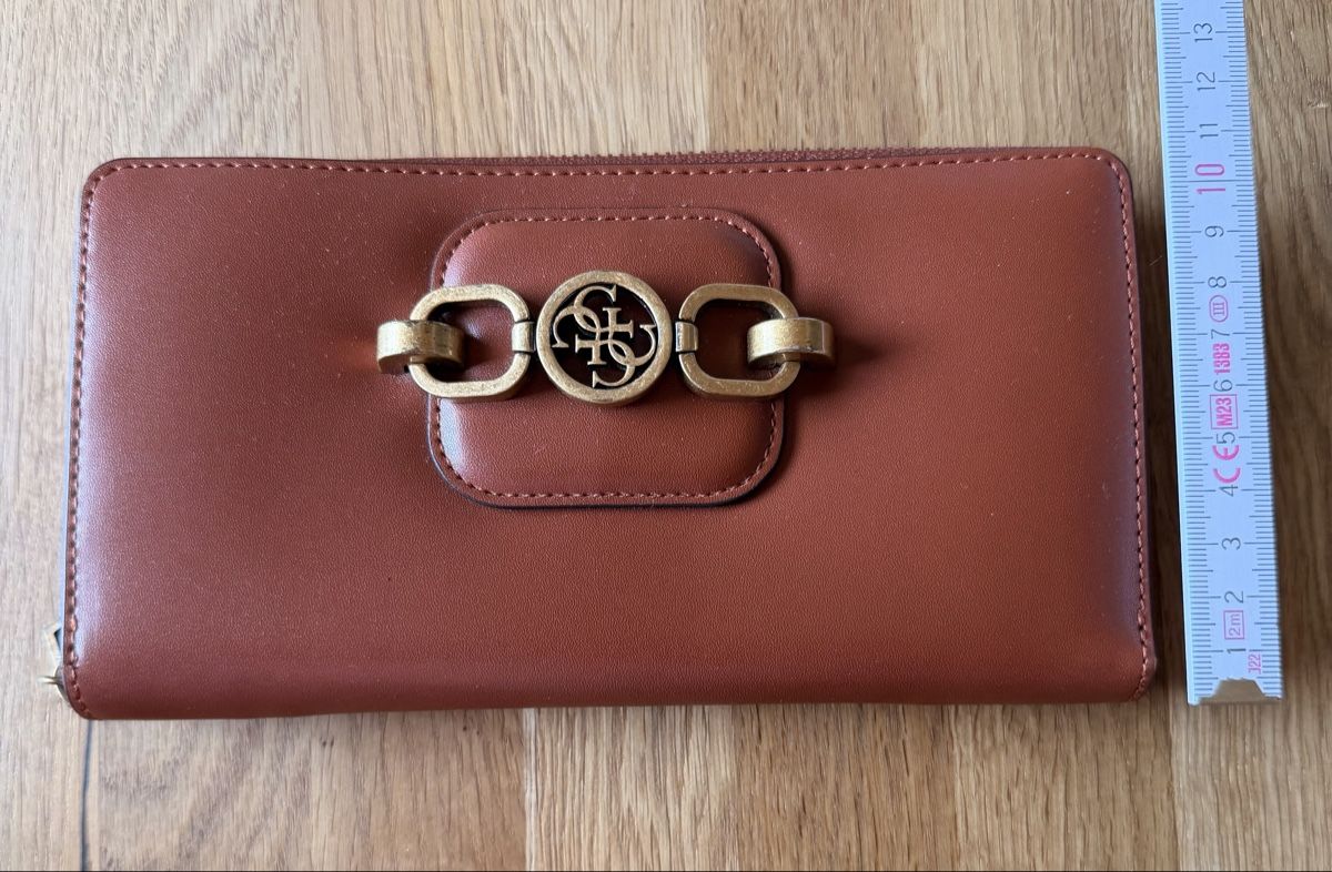 Guess Portemonnaies: Portemonnaie GUESS – D'occasion à Vorderthal par Naja710 1