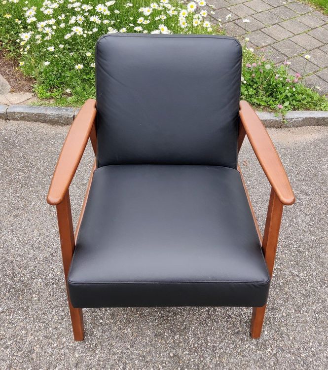 Sessel Leder und Holzgestell von Ikea EKENÄSET Kaufen auf Ricardo