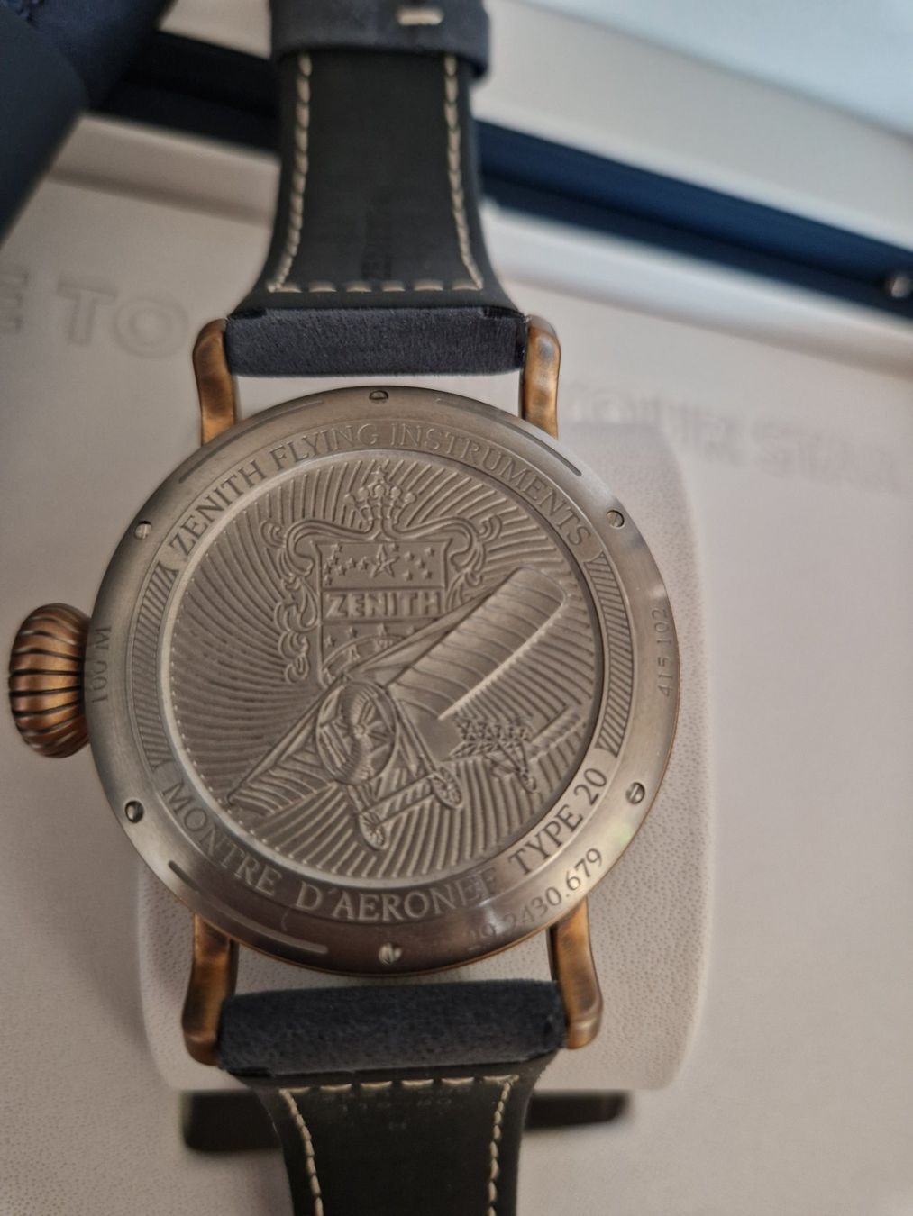 Zenith Montres: NEU ZENITH "PILOT TYPE 20 EXTRA SPECIAL" 07.2026 NP 7'400CHF – Neuf avec emballage d'origine à Neftenbach par Taschen-Uhren 6