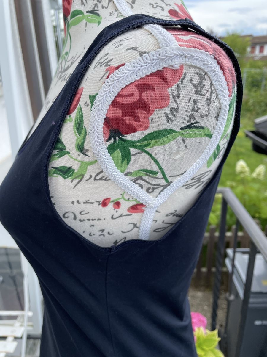 Hanro Tops: TOP 36 HANRO dunkelblau – D'occasion à Zürich par Pamuk04 1