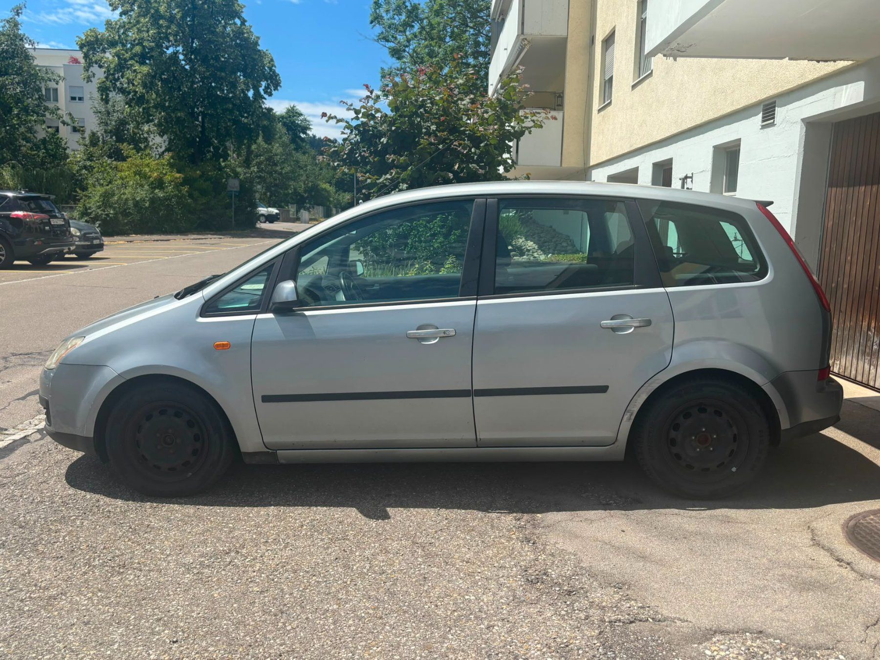 Ford Automobili: Ford Focus C-Max (FÜR EXPORT) – Usato da Oberuzwil venduto da stu_z9bm 5