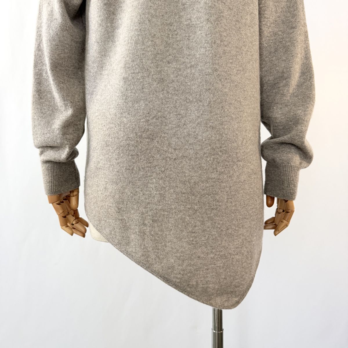 Repeat Pulls & Sweat-shirts: REPEAT Cashmere oversized sweater – Neuf (Voir description) à Emmen par Avviivva_Com2023 5