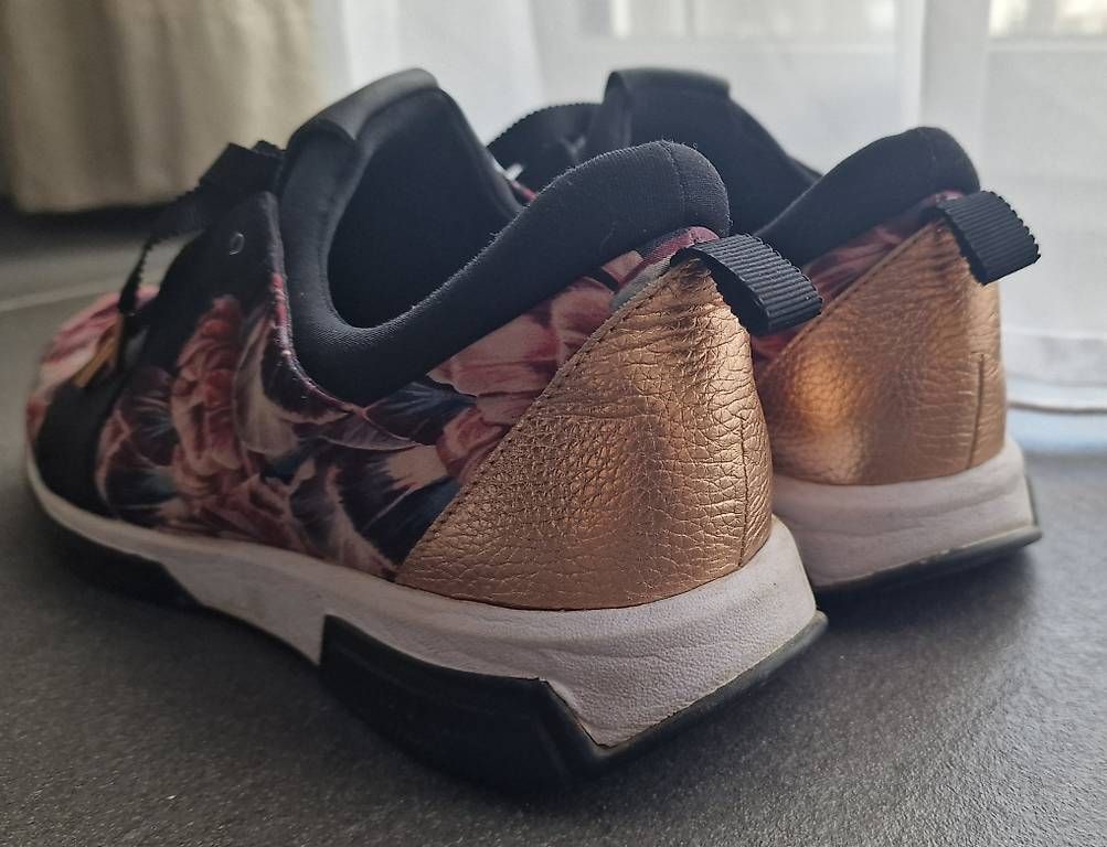 Ted Baker Scarpe da donna: Sneaker, Damensneaker, Ted Baker, Gr. 38 – Usato da Wängi venduto da bm8677 3
