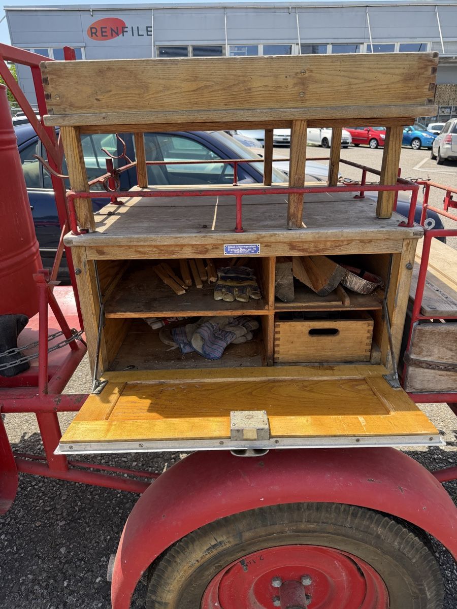 Tutte le macchine: Cuisine mobile de pompiers vintage 1970 – Usato da Grand-Lancy venduto da bin_6gwn 9