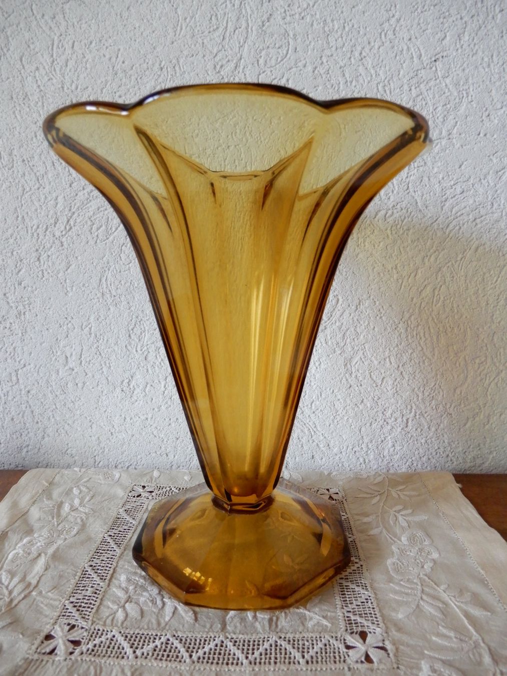 Vasi & Recipienti: Art Deco Glas Vase - Amber - Bernstein Farbe – Usato da Senèdes venduto da tintinette43