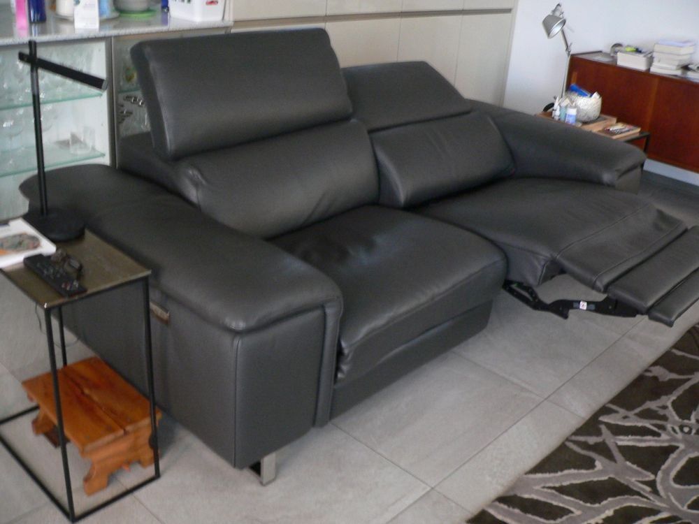 Divani: Poltrone 2er Sofa mit elektrischer Relaxfunktion – Usato da Konolfingen venduto da olijan13 1