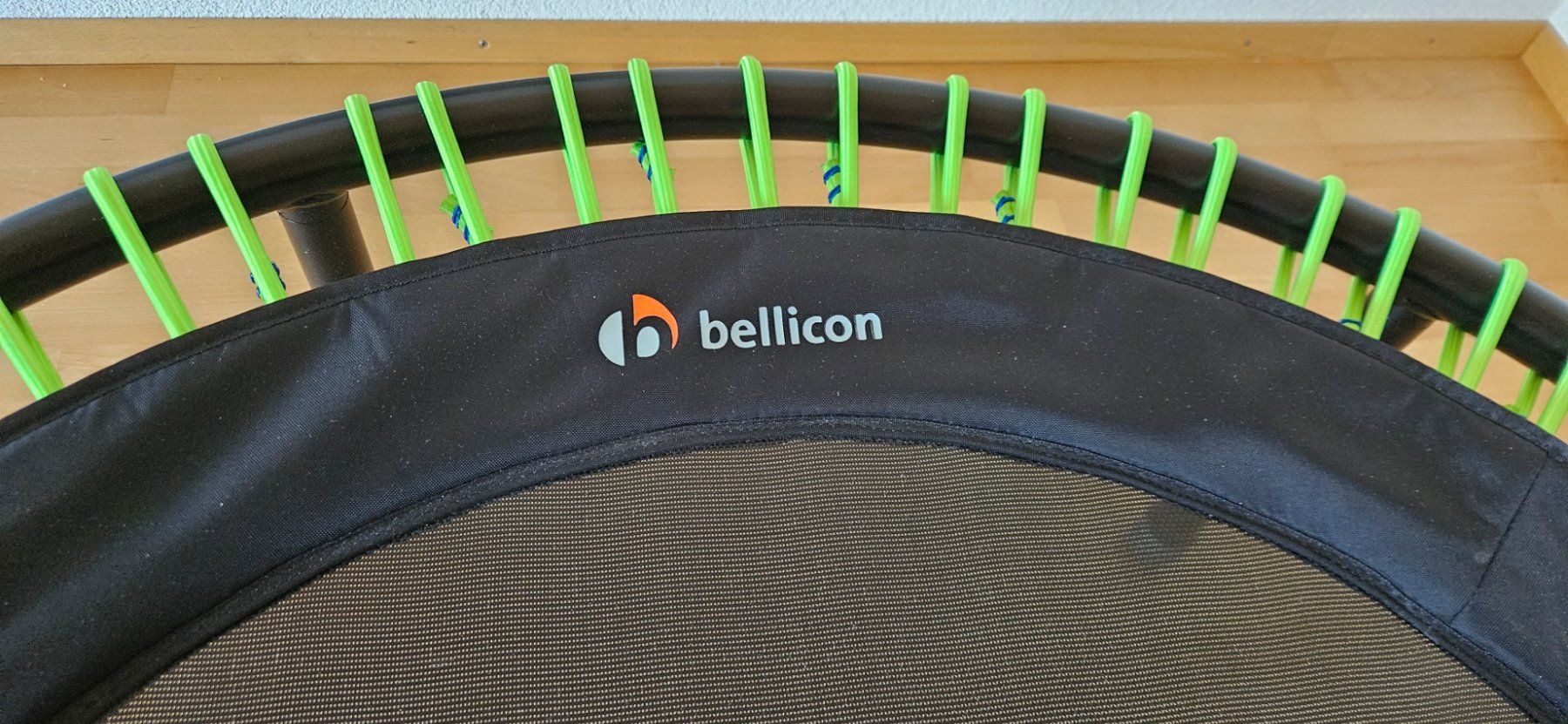 Bellicon Trampolini: Bellicon Trampolin mit Kippfüssen, versch. Stärken – Usato da Oberhallau venduto da Justins 1