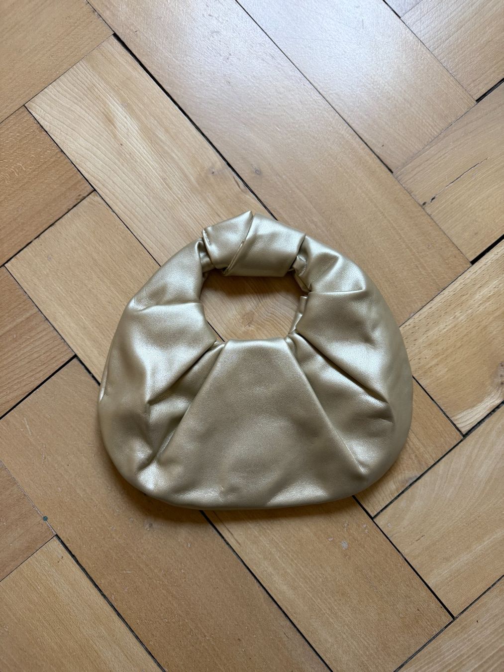 Sacs femmes: Handtasche gold rund – D'occasion à Zürich par Diazaio