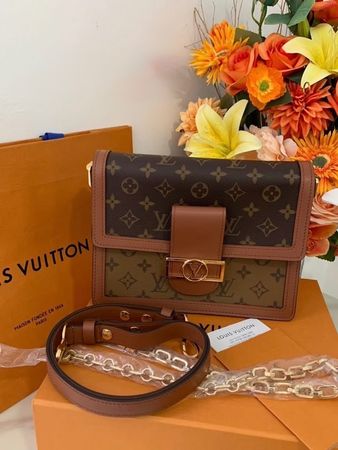Louis Vuitton Dauphine MM