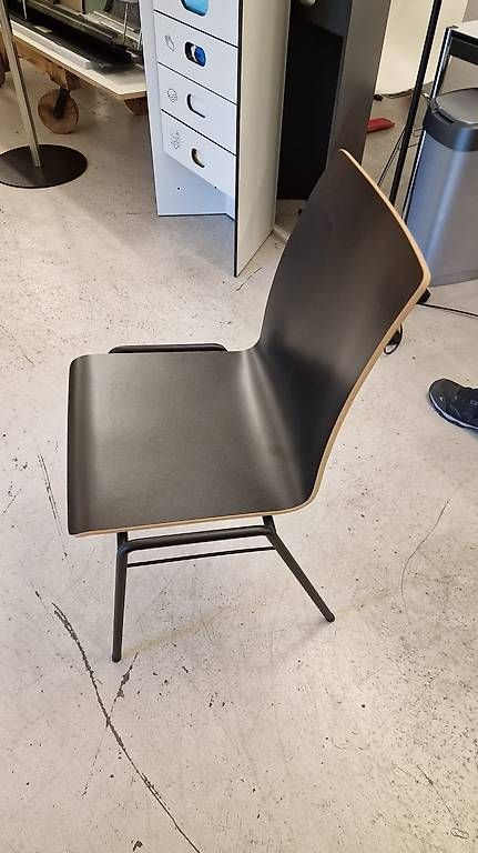 Chaises: Neuzustand – D'occasion à Zug par Sugi5 1