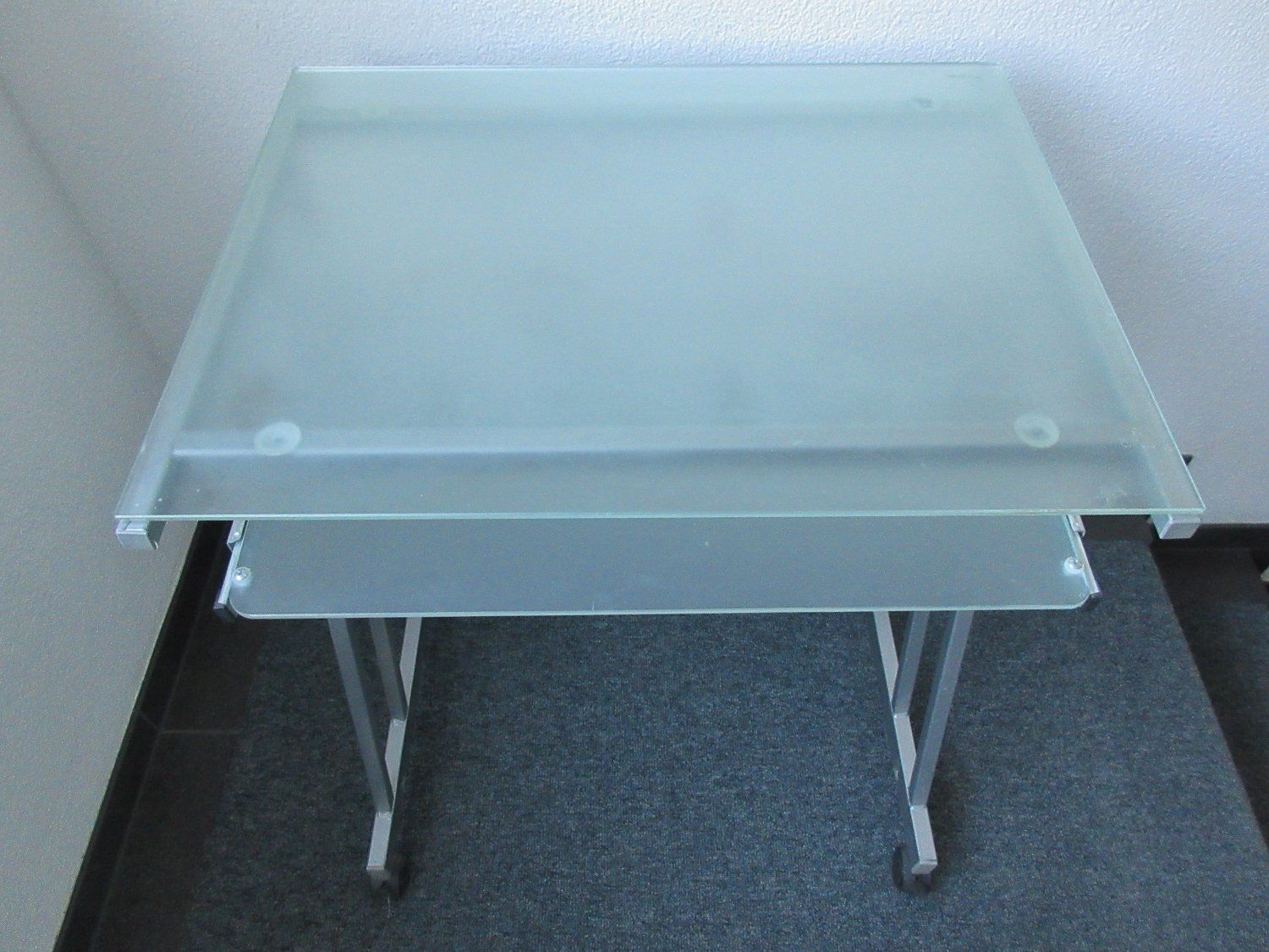 Schreibtische: Computer Tisch – Gebraucht aus Pfäffikon SZ von Desideria0