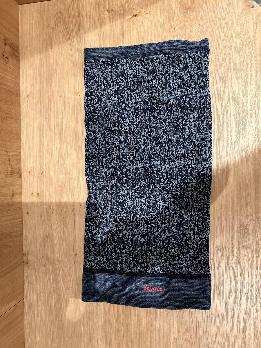 Chapeaux, bonnets & casquettes: Halsband Merino Devold NEU – Neuf avec emballage d'origine à Bever par dvojca 1