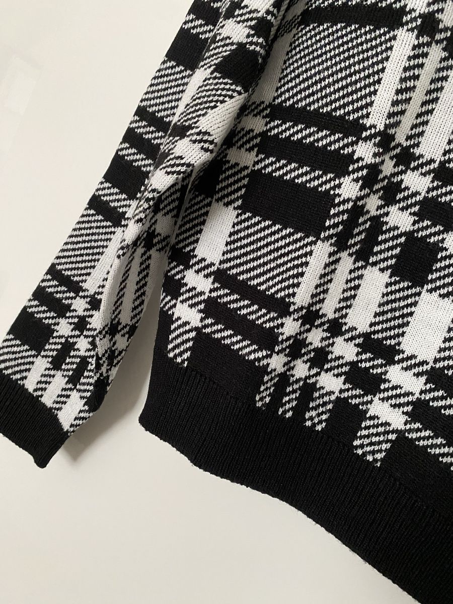 H&M Pulls & Sweat-shirts: Schicker Pullover Karomuster, H&M Divided, S, schwarz weiss – Neuf (Voir description) à Rorschach par Vane____ 1