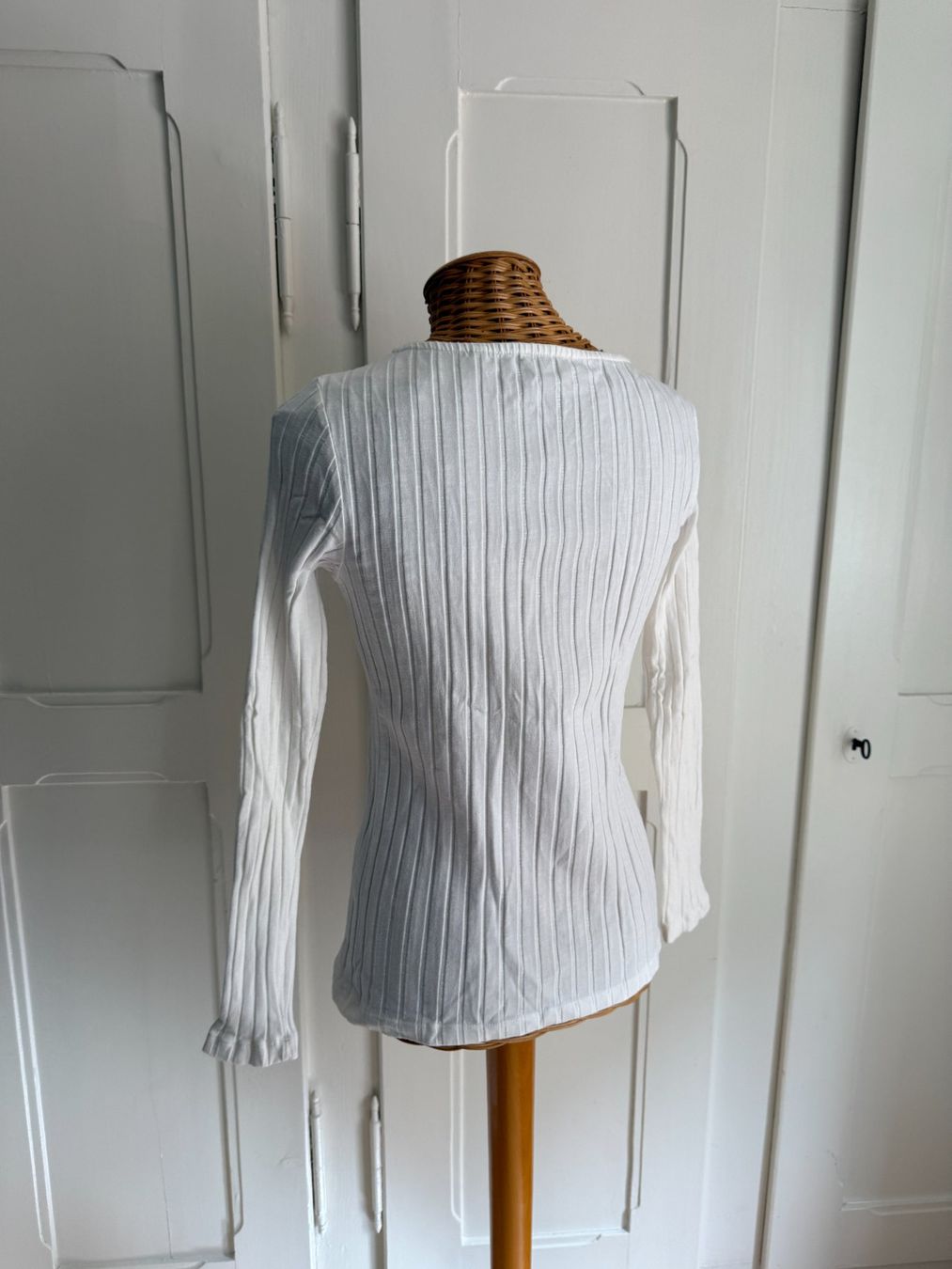 Opus T-Shirts: OPUS - Langarmshirt weiss gestreift 40 – Gebraucht aus Zürich von Diazaio 2