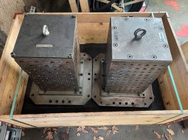 Zwei Spanntürme 40mm Lochraster