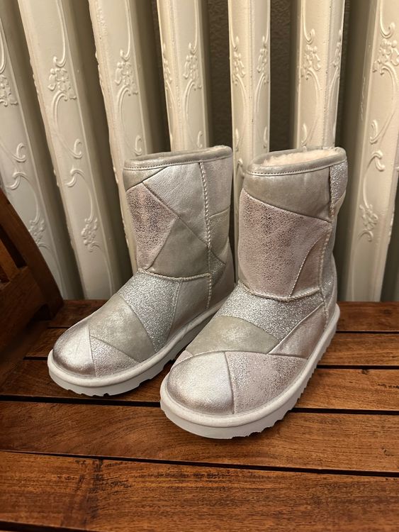 Neue Ugg Boots Silber Glitzer Winterstiefel, Grösse 35 Top! (Neu