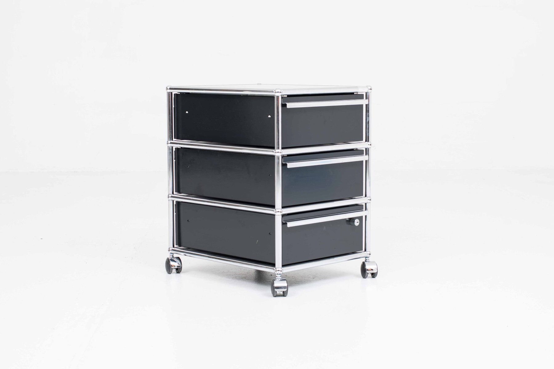 USM Banconi: USM Rollcontainer in Graphitschwarz – Usato da Zürich venduto da STUZH38 3