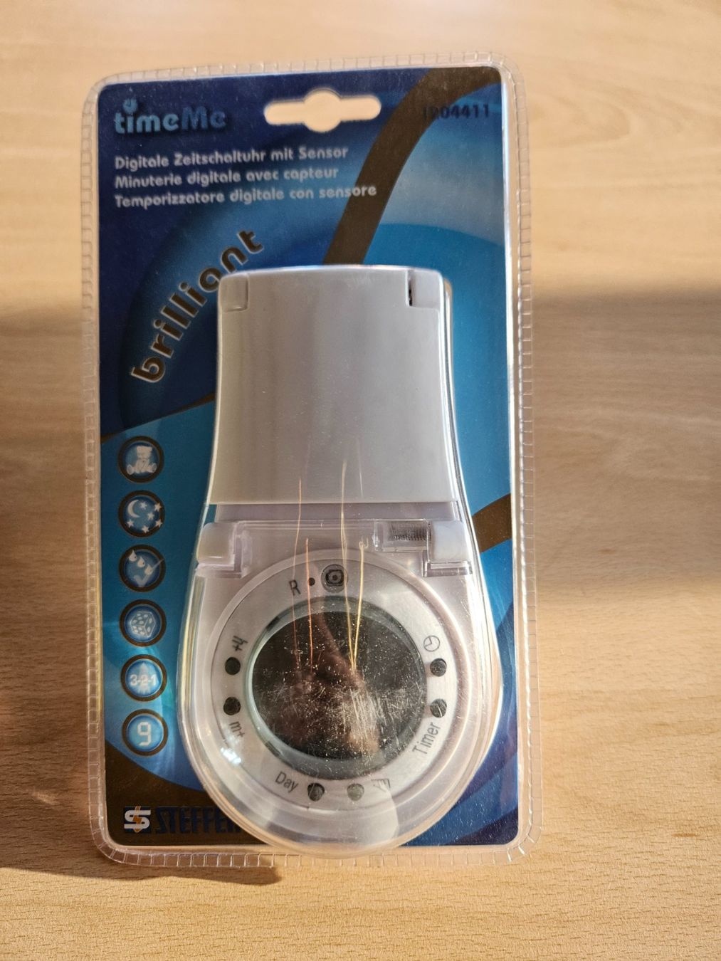 Schalter: Digitale Zeitschaltuhr timeMe mit Sensor – Neu und originalverpackt aus Römerswil LU von Helfenstein6027