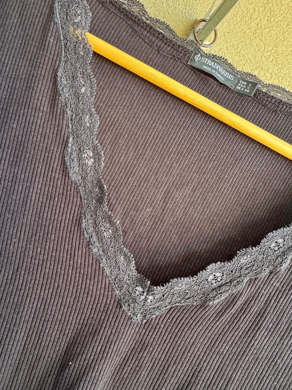 Stradivarius Top: Stradivarius langarmtop mit spitze Gr.l – Usato da Thun venduto da Iriska77 2