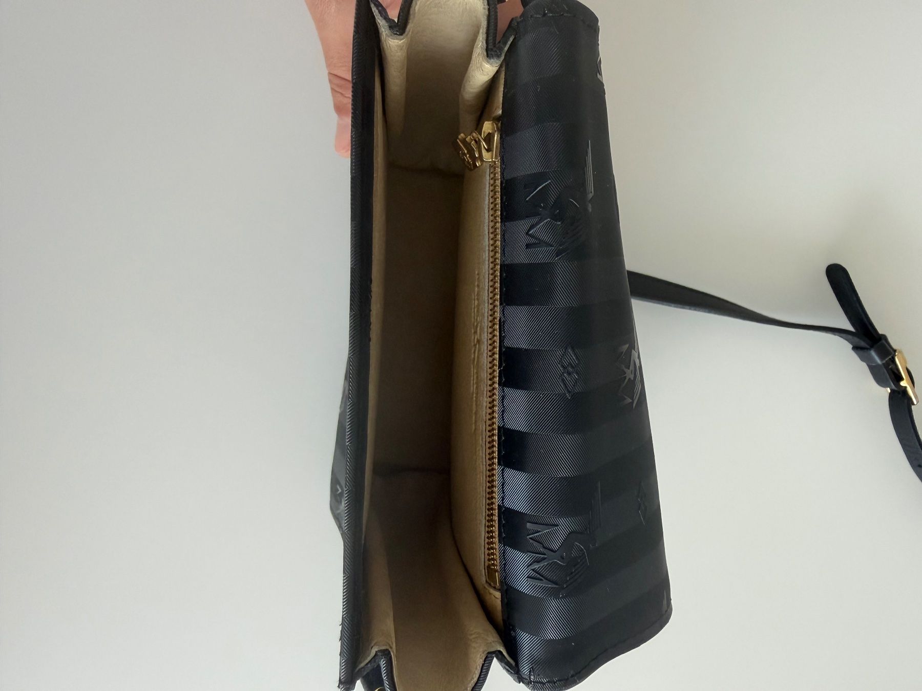 Maison Mollerus Borse da donna: Maison Mollerus Crossbody Bag – Usato da Interlaken venduto da nak_z98k 3