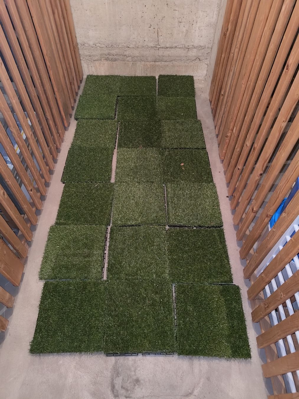 Ikea Revêtements de sol: Runnen IKEA Bodenplatten / Kunstrasen – D'occasion à Würenlos par Kev_adr_Mo 3