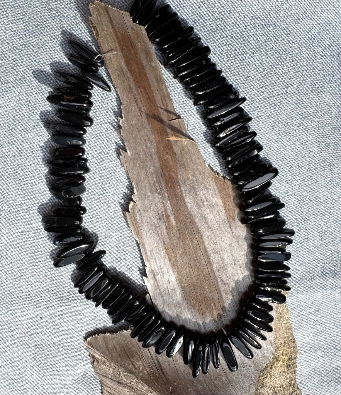 Catenine: schwarzer Obsidian   vulkan.   Strang   wild - schön - top – Nuovo e nell'imballaggio originale da Leuggern venduto da gemshow 7