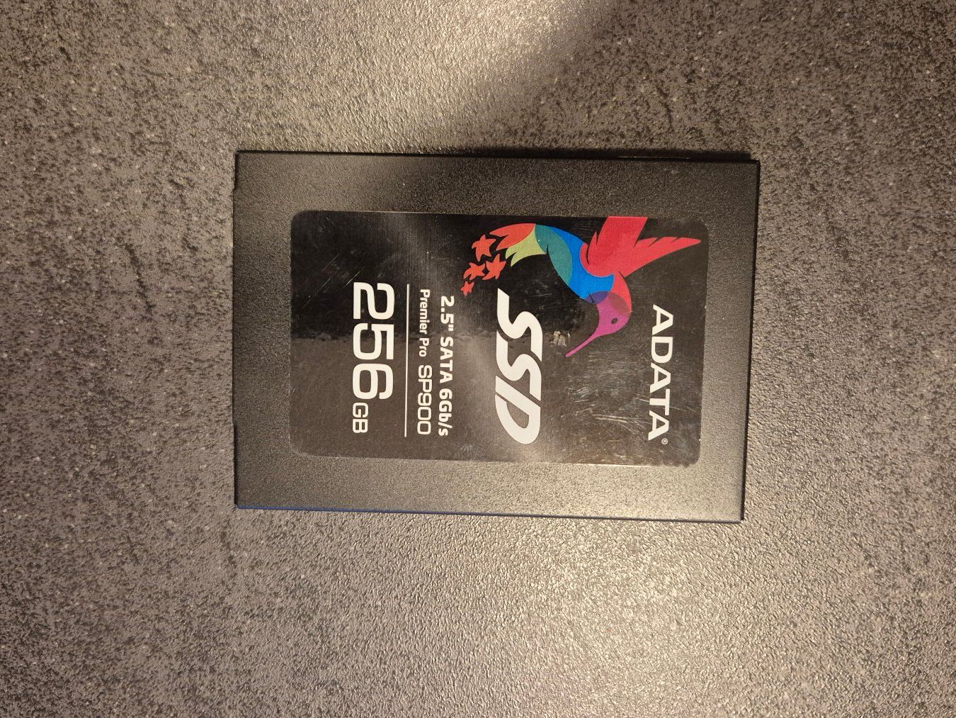 Disques durs: ADATA SSD SP900, 256GB - occasion! – D'occasion à Tramelan par Fabb