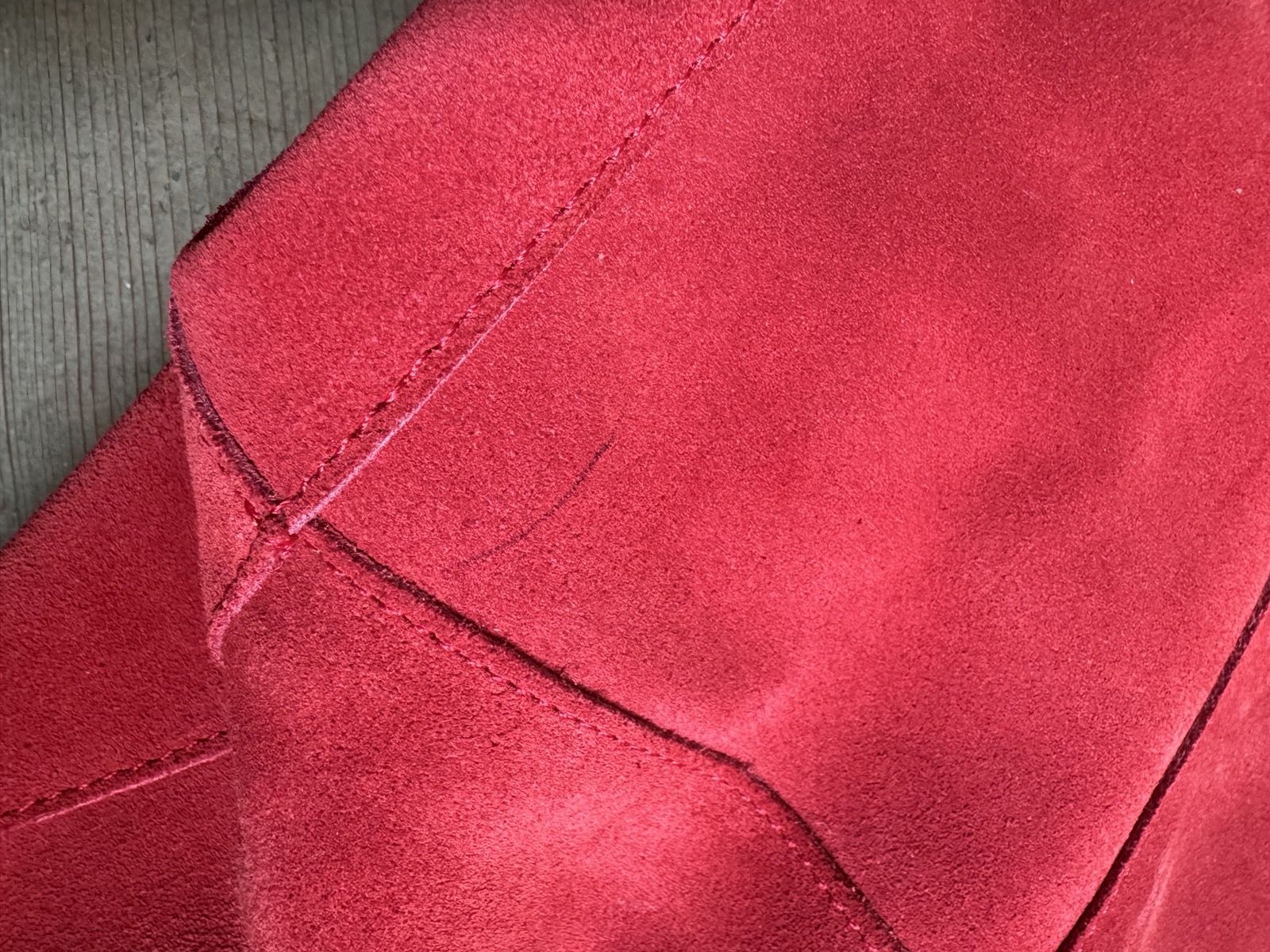 La Garçonne Taschen für Damen: Wildledertasche von Garçonne – Gebraucht aus Biel/Bienne von lalilullu 9