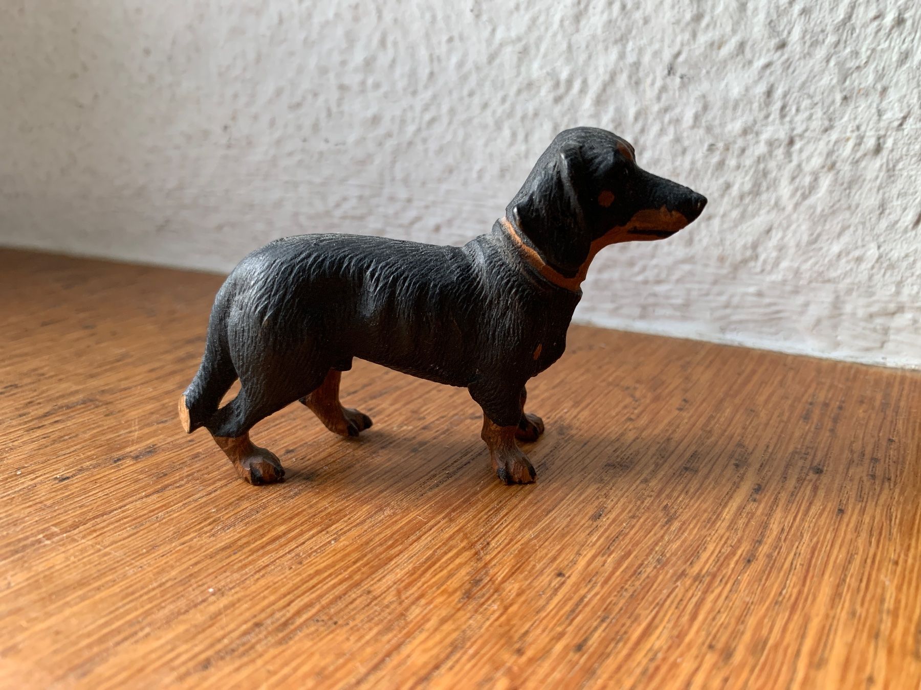 Statuette: Antiker geschnitzter Dackel Brienzer Schnitzerei – Usato da Richterswil venduto da Moii89 1