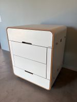 Kommode Stadtomaden weiss Holz mit Rollen gut erhalten