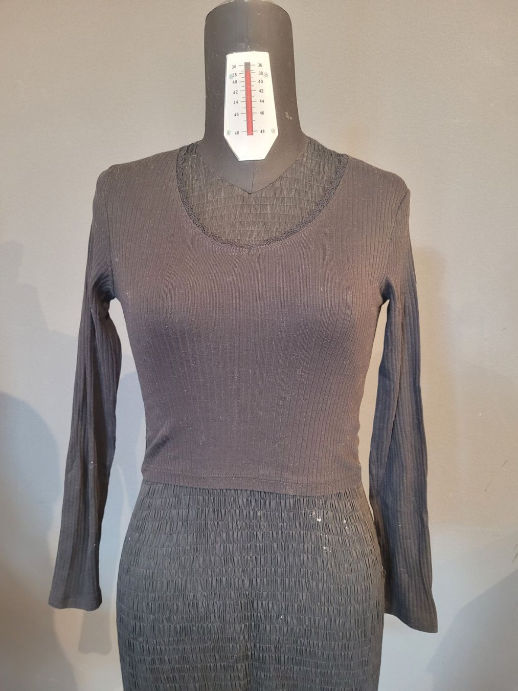 H&M Camicette, T-shirt & Top: H&M zwei Basic Longsleeves mit Spitze – Usato da Fahrni b. Thun venduto da zengis 3
