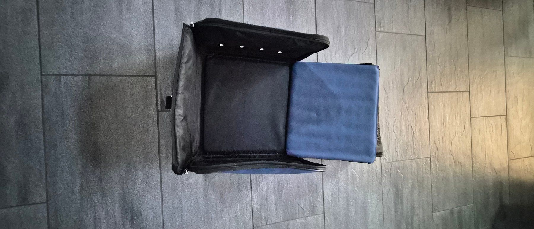 Ferplast Gabbie, trasporto & Sicurezza: Ferplast Hunde und Katzen Transportbox – Usato da Dietikon venduto da Agiraffe 2