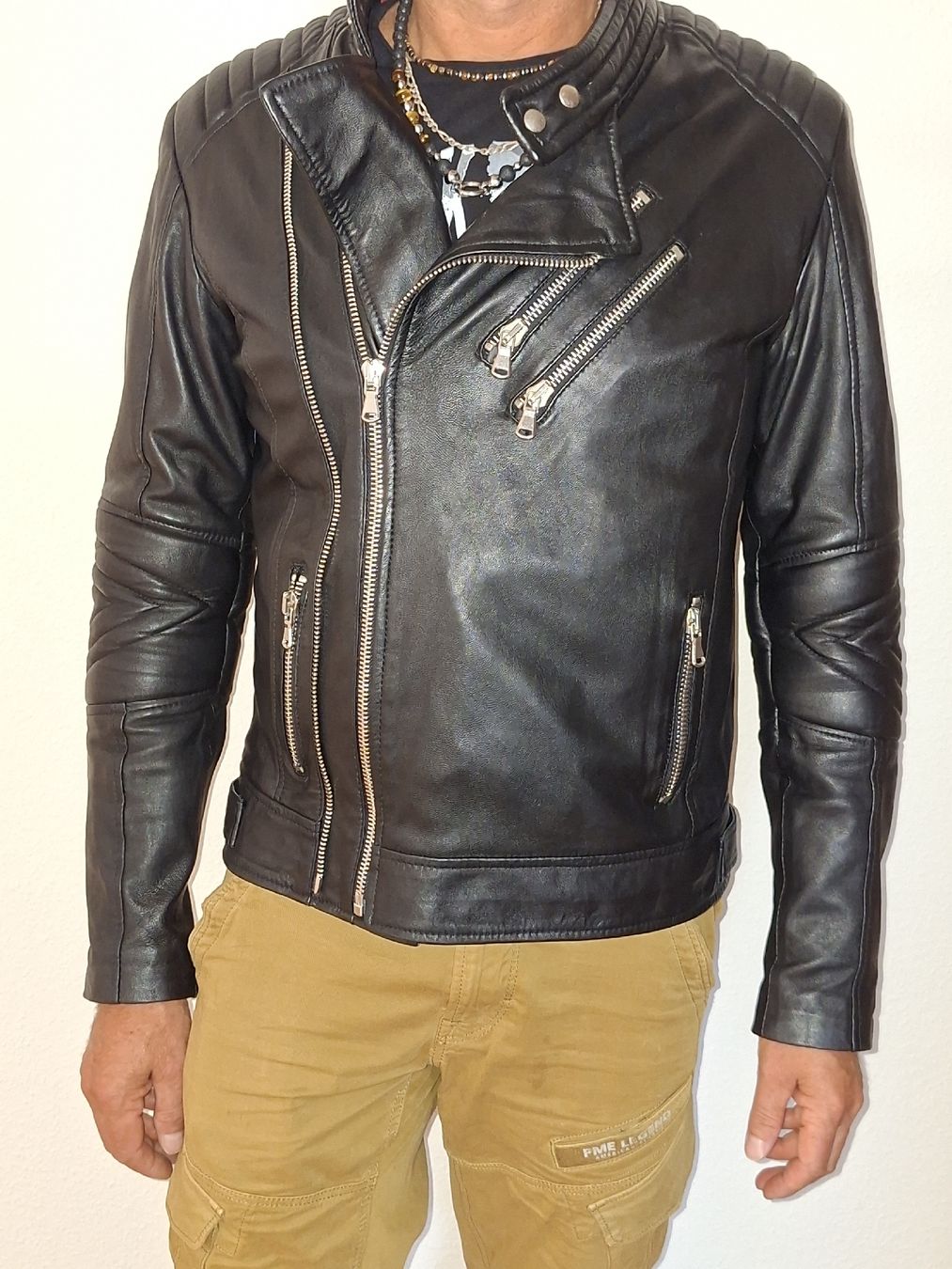 Giacche: Lederjacke schwarz Grösse M neuwertig – Usato da Hondrich venduto da majululu71
