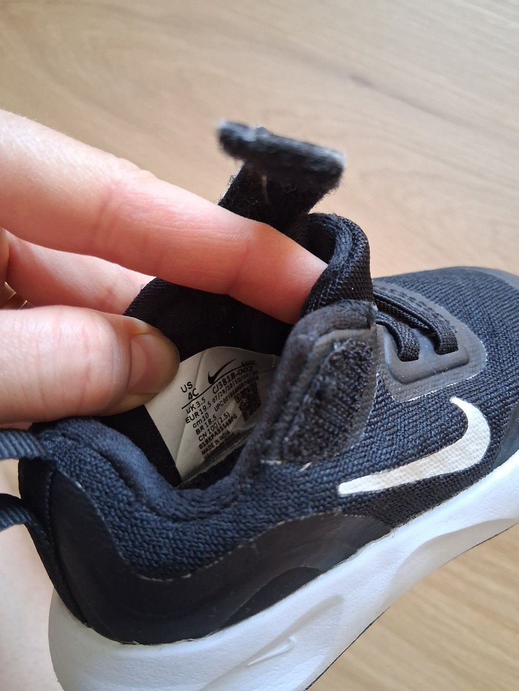 Nike Herrenschuhe: Nike Sneakers 19,5 wie neu – Neu (gemäss Beschreibung) aus Lengnau AG von Nathi88 5