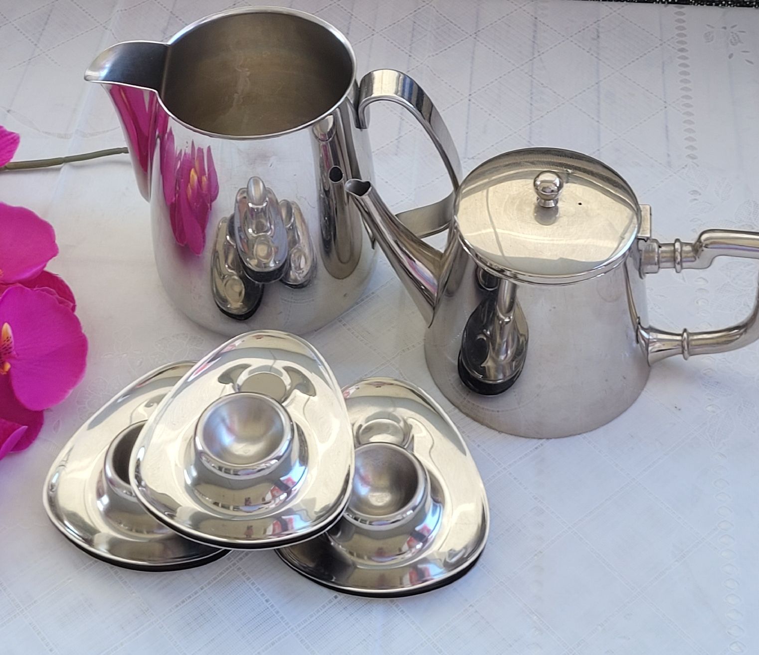 Set di piatti: Vintage Geschirrset Edelstahl – Usato da Buttikon SZ venduto da Renco 5