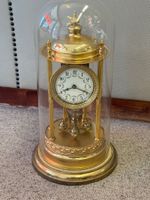mechanische Drehpendel Uhr
