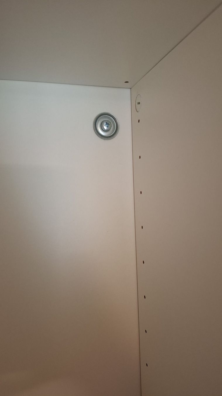 Ikea Scaffali: Neuwertige Wohnwand von Ikea – Usato da Zürich venduto da Theburrenclan 2