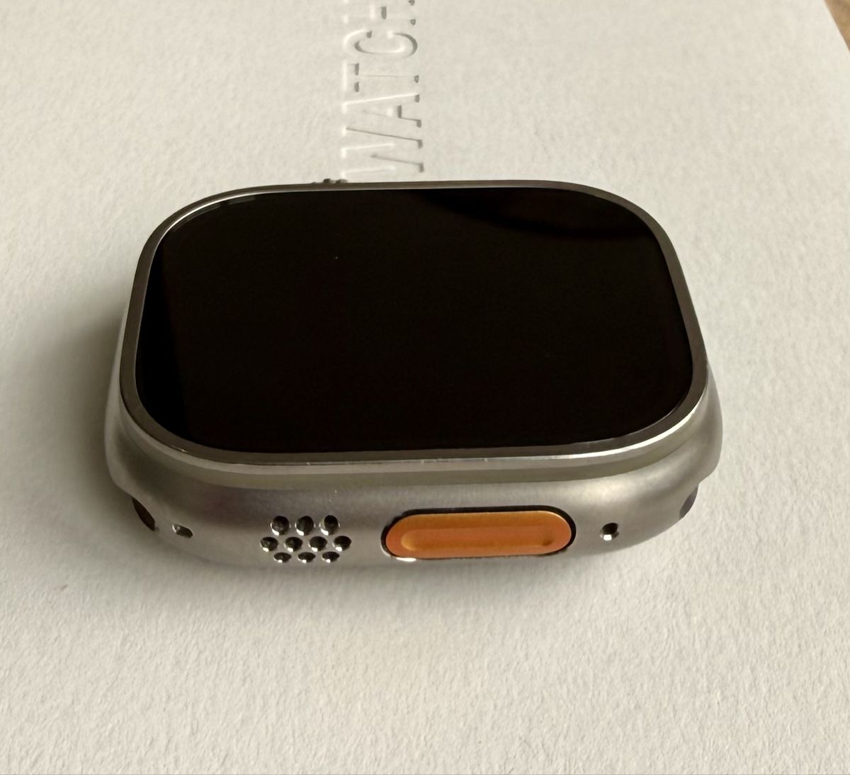 Apple Smartwatch: Apple Watch Ultra 1 titane – D'occasion à Savièse par Cedric007 3