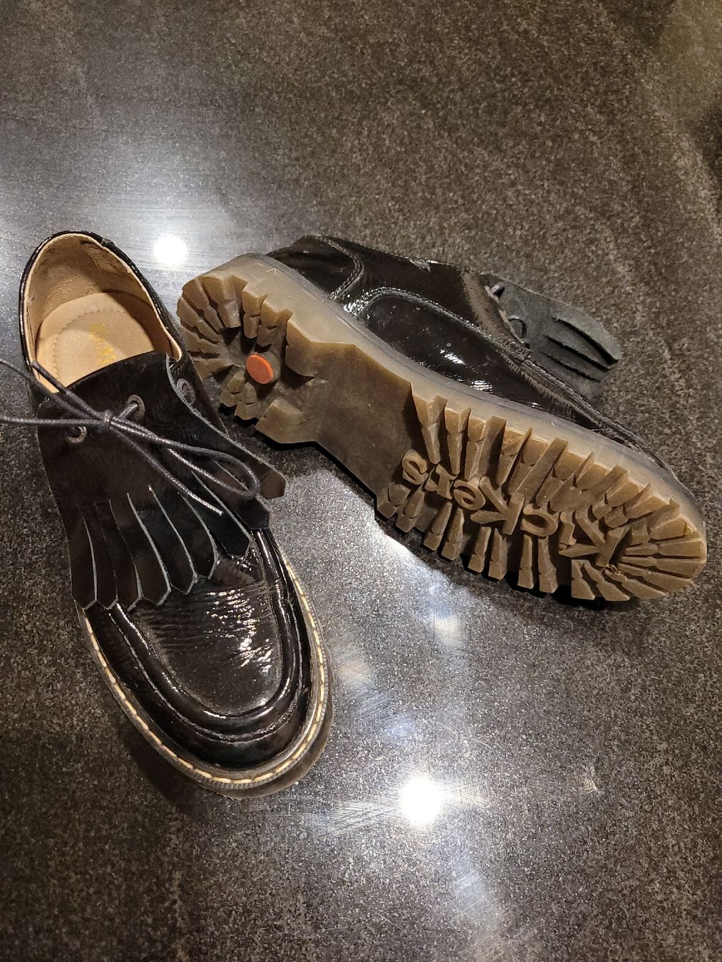 Kickers Damenschuhe: Kickers 38 schwarz Lack – Gebraucht aus St. Ursen von pijtra 1