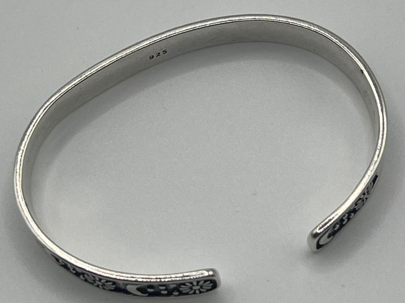 Bracciali & Braccialetti: Bracelet Jonc Ouvert en Argent 925 – Usato da Praz (Vully) venduto da VVSWISS 4