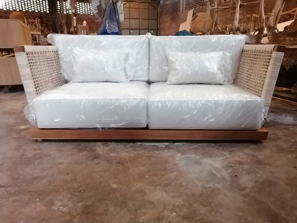 Sofas: Sofa Couch Polstermöbel Lounge Teakholz Rattan – Neu und originalverpackt aus Daisendorf von Wohn-Kult