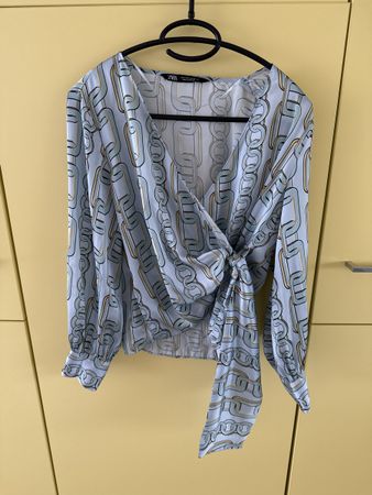 Zara Light Blue Chain Print Wrap Top Size S - Stylish!
