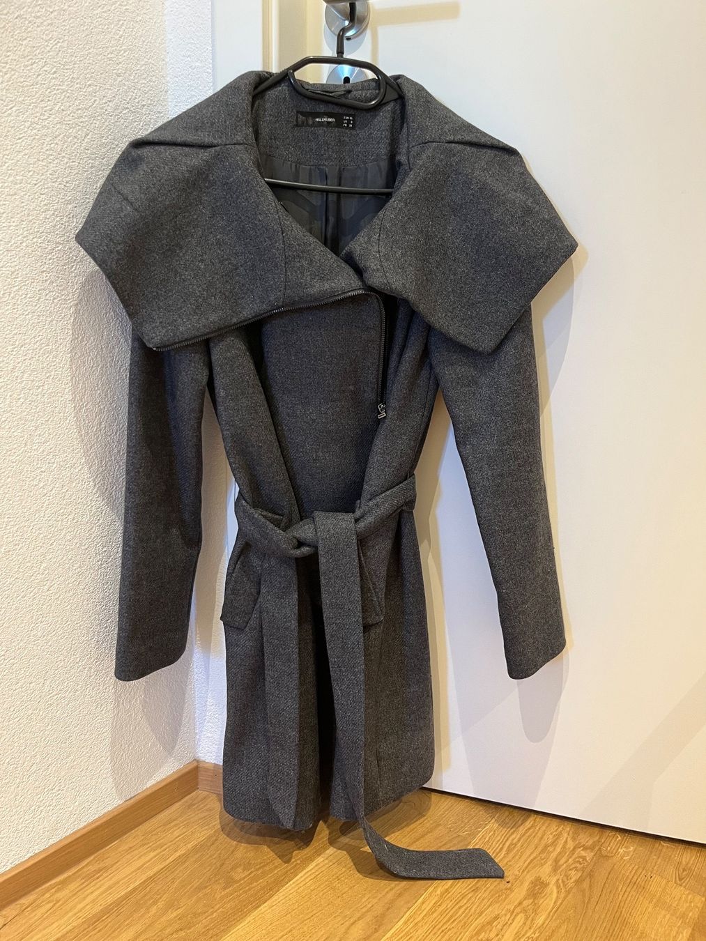 Hallhuber Cappotti: Hallhuber Mantel – Nuovo (secondo la descrizione) da Riehen venduto da chr_h8fh