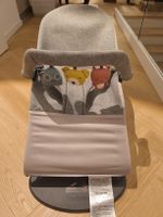 BabyBjörn Wippe mit Spielzeug zu verkaufen