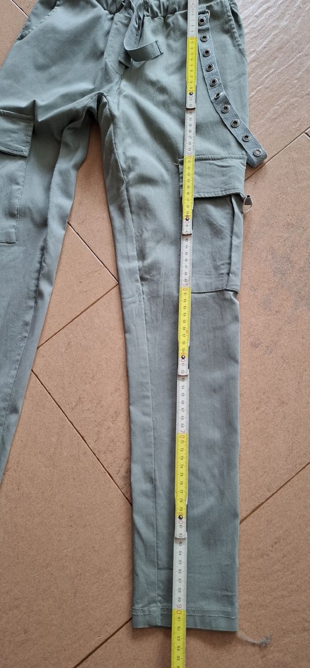 Pantaloni: Freizeithose XS für Damen/Mädchen – Usato da Thun venduto da lede 2