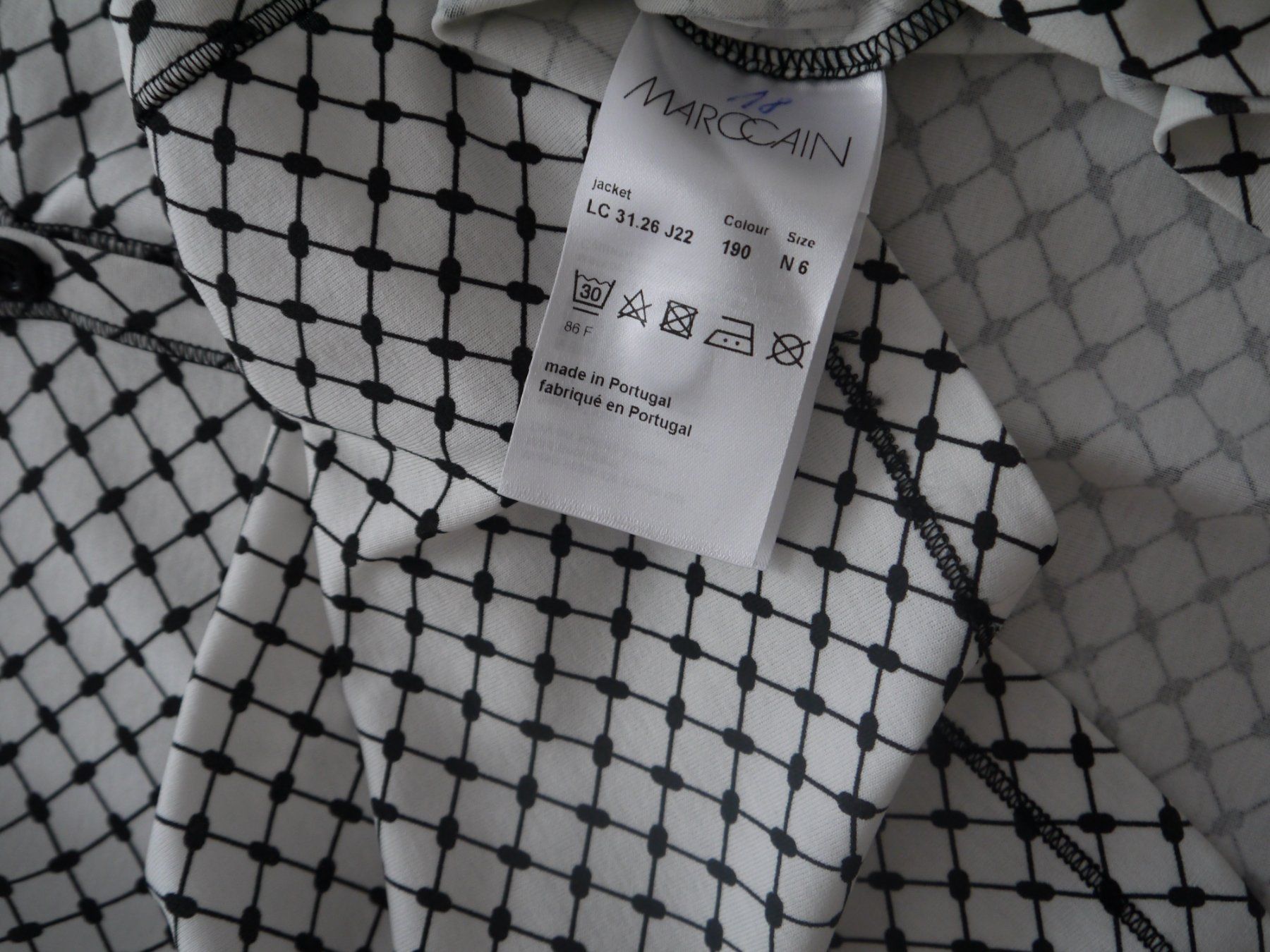 Marc Cain Giacche: Marc Cain Cardigan N6 – Usato da Hagendorn venduto da Blaf 3
