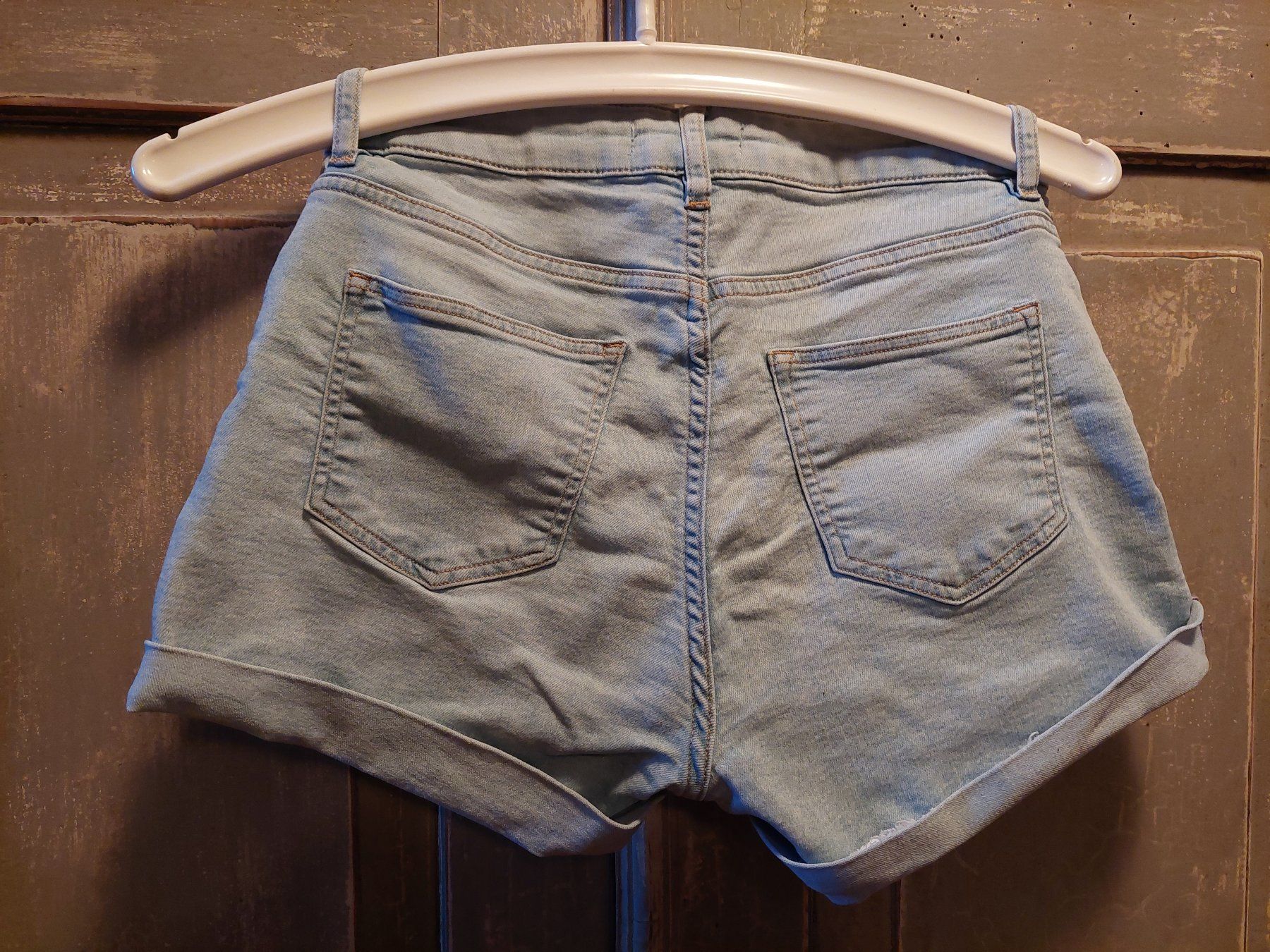 H&M Jeans: H&M - Jeans Shorts stretch 34 – Gebraucht aus Besenbüren von piculo 1