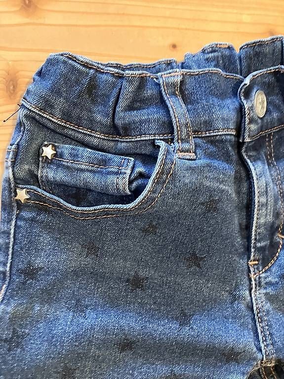 Pantaloni: Sternenjeans Gr.140 – Usato da Brunnadern venduto da Bumlebee